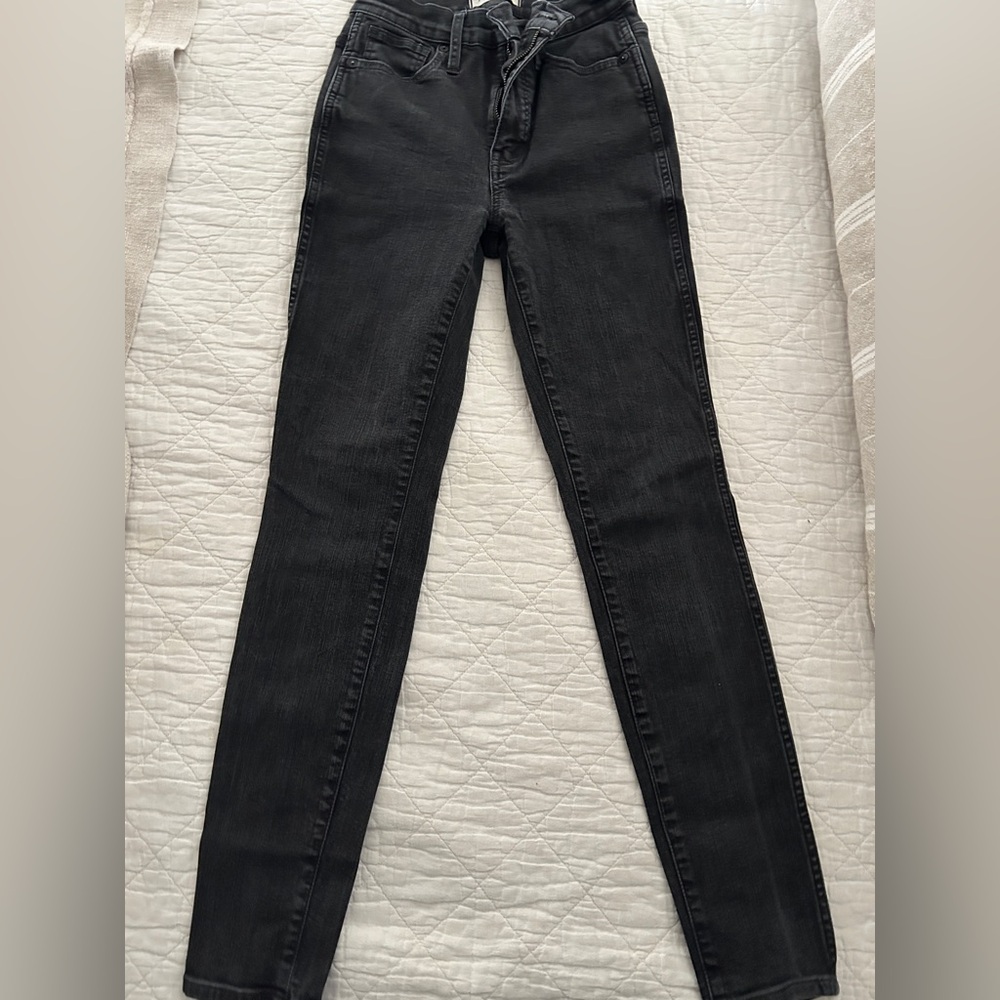 Madewell Women's Washed Black Skinny Jeans